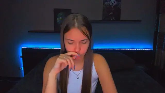 Snapshot of AlexaBarkley chatting on March 3, 2026, 12:28 am AlexaBarkley online show from March 3, 2026, 12:28 am