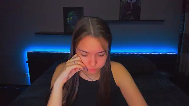 Snapshot of AlexaBarkley chatting on March 10, 2026, 12:37 am AlexaBarkley online show from March 10, 2026, 12:37 am