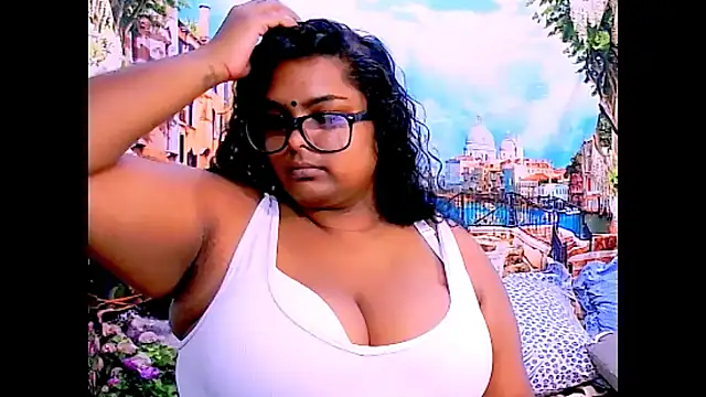 Snapshot of Indianfairy99 chatting on May 13, 2026, 5:10 pm Indianfairy99 online show from May 13, 2026, 5:10 pm