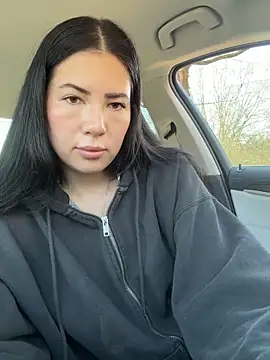 clairewntr online show from February 27, 2026, 12:16 pm