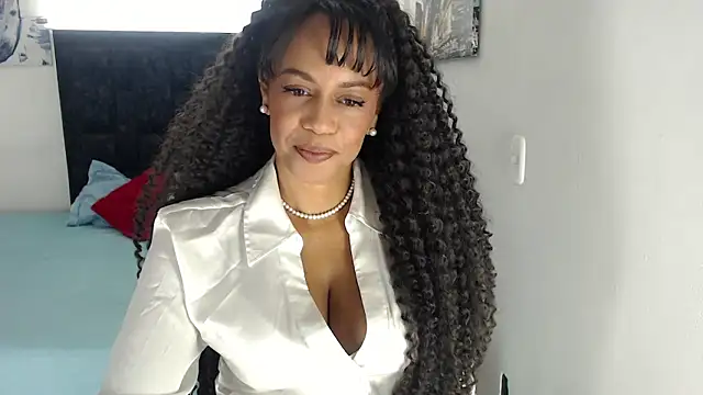 yeli xxx online show from June 11, 2026, 7:23 pm
