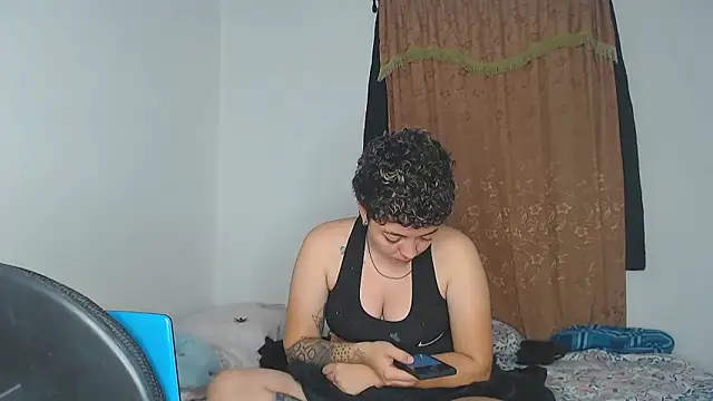 Snapshot of kathy_luisa chatting on May 30, 2026, 9:06 am kathy luisa online show from May 30, 2026, 9:06 am