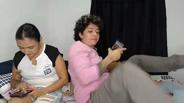 Snapshot of kathy_luisa chatting on July 16, 2026, 12:49 am kathy luisa online show from July 16, 2026, 12:49 am