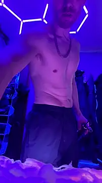 Cloudd Kingg Iceyyy online show from March 7, 2026, 12:46 pm