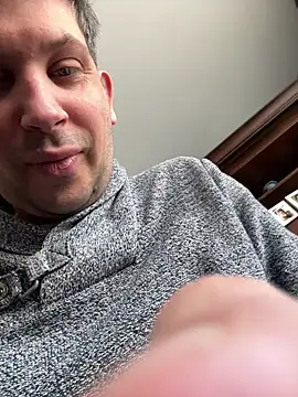 Taxidriver1988 online show from March 18, 2025, 3:42 pm