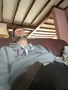 Taxidriver1988 online show from April 19, 2026, 1:54 pm