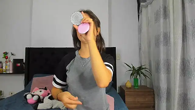 AndreaStivens online show from September 25, 2025, 11:14 am