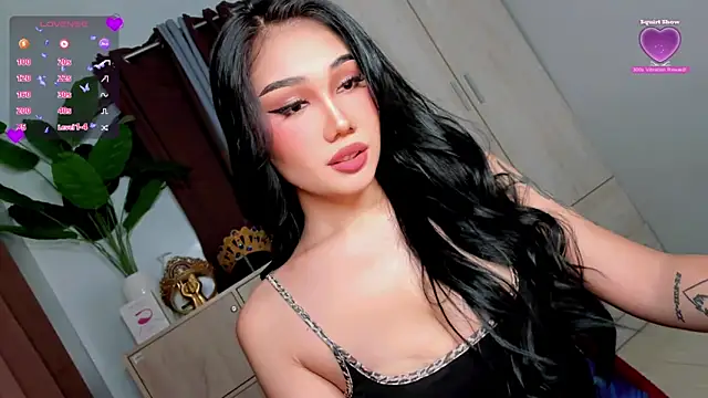 Icon1c LiLy online show from May 25, 2026, 11:11 pm