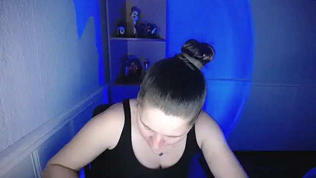 JosieJun  online show from October 27, 2025, 6:01 pm