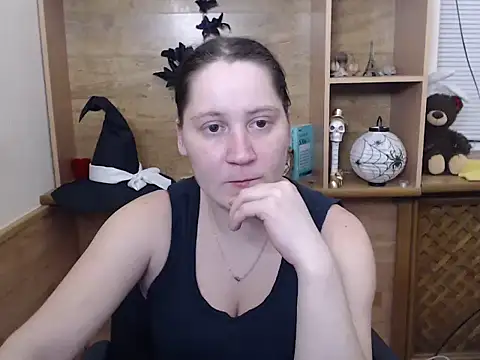 JosieJun  online show from November 24, 2025, 5:56 pm