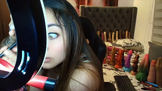 sofia23dirty online show from April 12, 2026, 10:48 pm