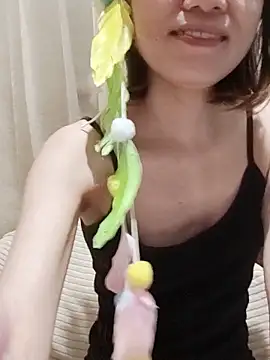 Little suzy5 online show from February 23, 2025, 8:11 pm