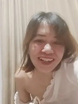 Little suzy5 online show from February 24, 2025, 7:19 pm