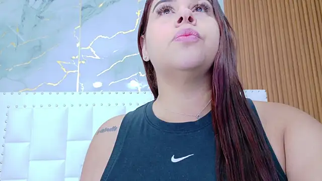 IrresistibleMilf online show from October 17, 2025, 12:19 pm