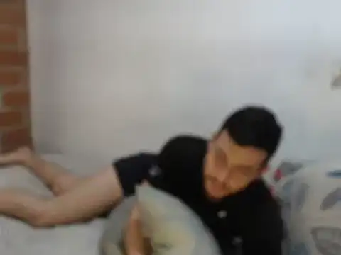 Armando 2002 online show from January 21, 2025, 5:41 pm