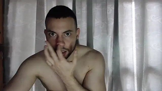 Armando 2002 online show from May 25, 2026, 4:57 pm