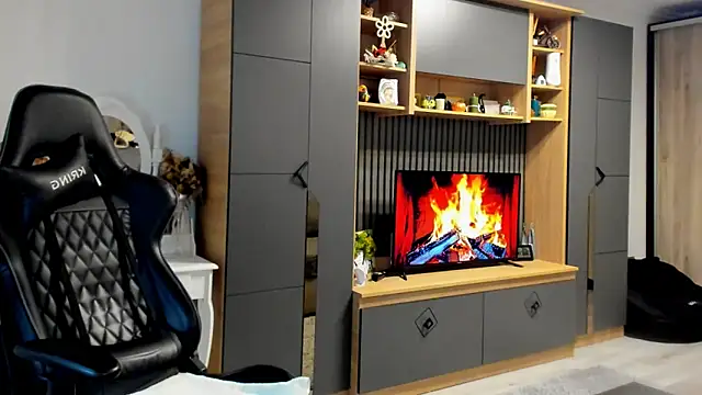 Claire95  online show from October 14, 2025, 4:46 am