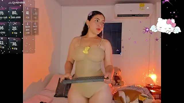 Snapshot of MollyG18 chatting on October 23, 2025, 2:22 am MollyG18 online show from October 23, 2025, 2:22 am