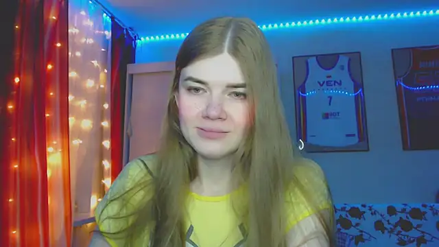 Snapshot of Klementa chatting on September 14, 2025, 8:08 pm Klementa online show from September 14, 2025, 8:08 pm