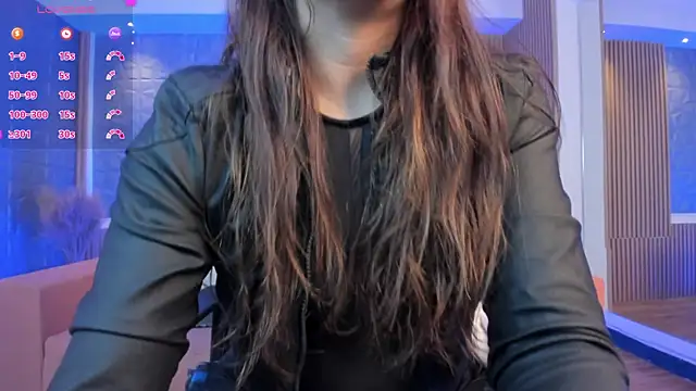 miataylorr1 online show from January 22, 2025, 11:56 am