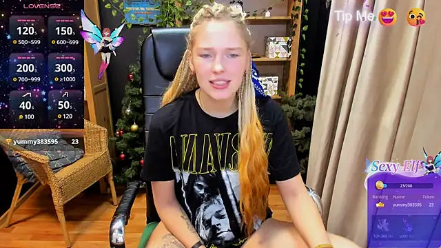 Snapshot of _fiona_Love chatting on January 10, 2025, 5:58 am fiona Love online show from January 10, 2025, 5:58 am