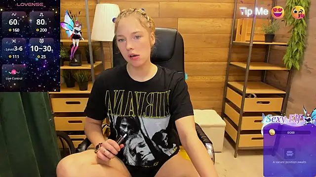 Snapshot of _fiona_Love chatting on February 5, 2025, 8:14 pm fiona Love online show from February 5, 2025, 8:14 pm