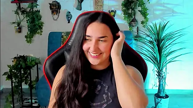 CeceliaJohnson online show from January 16, 2025, 11:15 am