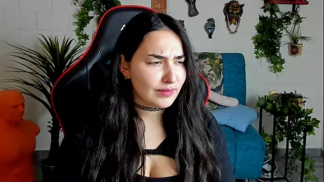 CeceliaJohnson online show from January 25, 2025, 8:10 am