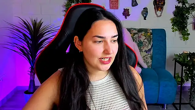 CeceliaJohnson online show from March 5, 2025, 8:10 am