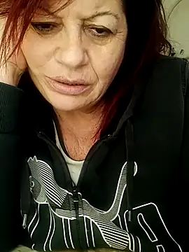 Snapshot of CALDA-AKIRA chatting on October 2, 2025, 8:32 am CALDA-AKIRA online show from October 2, 2025, 8:32 am