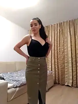 baby sweet girl  online show from April 10, 2026, 9:52 pm