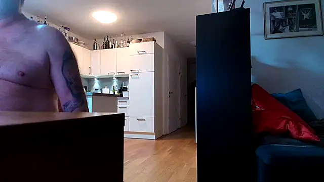 crazylemy online show from February 20, 2026, 5:48 am