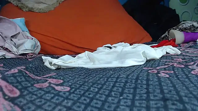 tina-hot online show from October 29, 2025, 8:05 am