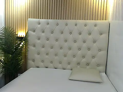 Abetterwomanxx online show from November 29, 2025, 10:07 am