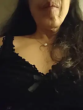 Susannemilf online show from November 27, 2025, 2:46 am