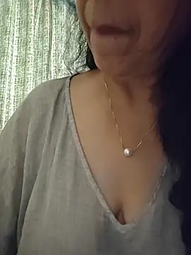 Susannemilf online show from March 18, 2026, 5:10 am