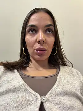 Bad Giorgia online show from November 3, 2025, 9:21 am