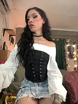 Snapshot of EnchantressFuckXxx chatting on June 10, 2026, 3:33 pm EnchantressFuckXxx online show from June 10, 2026, 3:33 pm