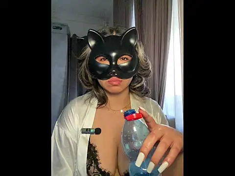 nenalayla online show from April 18, 2026, 9:24 am