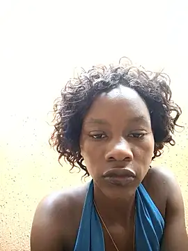 Petite li online show from January 9, 2026, 5:43 am