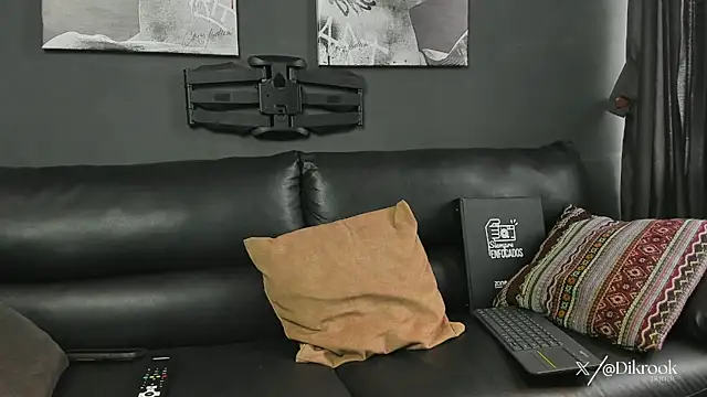 Davevilboy online show from October 29, 2025, 1:02 pm