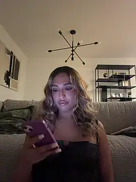 carminaurmommy online show from December 2, 2025, 12:38 am