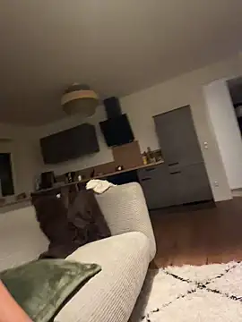 carminaurmommy online show from December 4, 2025, 12:31 am