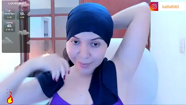 MatchedEyebrow online show from September 17, 2025, 9:05 pm