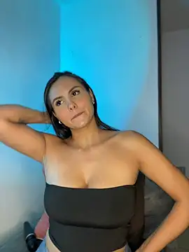 ameliayourfav1 online show from January 30, 2025, 3:22 am