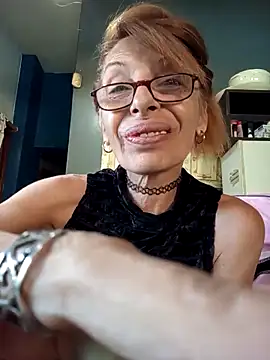 FrozenWaffle online show from April 10, 2026, 4:55 pm