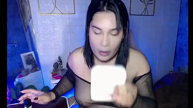 Snapshot of Hardcore_Tgirl chatting on September 12, 2025, 12:22 am Hardcore Tgirl online show from September 12, 2025, 12:22 am