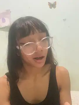 Karmakuro online show from November 18, 2025, 11:37 pm