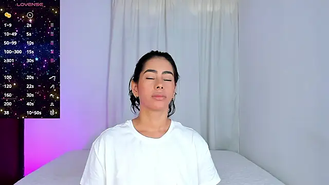 VioletaSotter online show from March 7, 2026, 12:13 pm