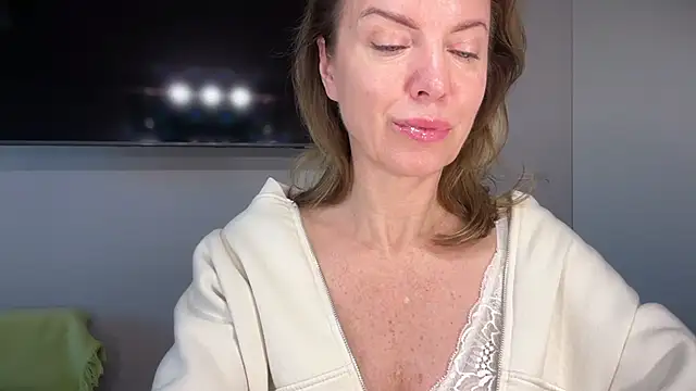 RachellAmazing online show from September 24, 2025, 5:22 am